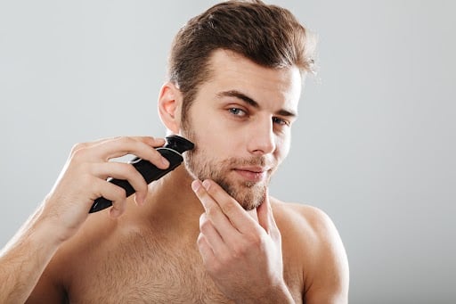 Groom to Perfection: Advanced Men&#039;s Trimmers