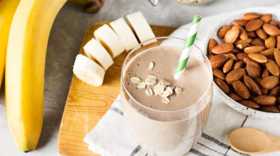 Oats & Almond Butter Smoothie