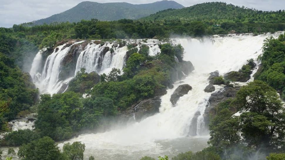 Shivanasamudra Falls: A marvel of hydropower