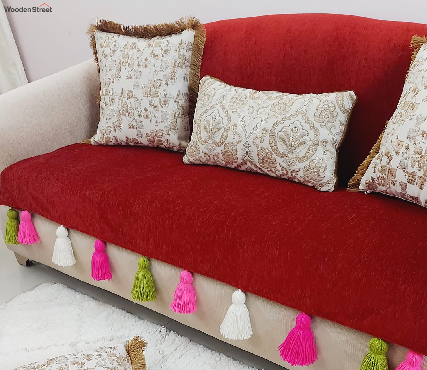 Wrap Your Sofa in Style: Trendy Covers for a Fresh New Look