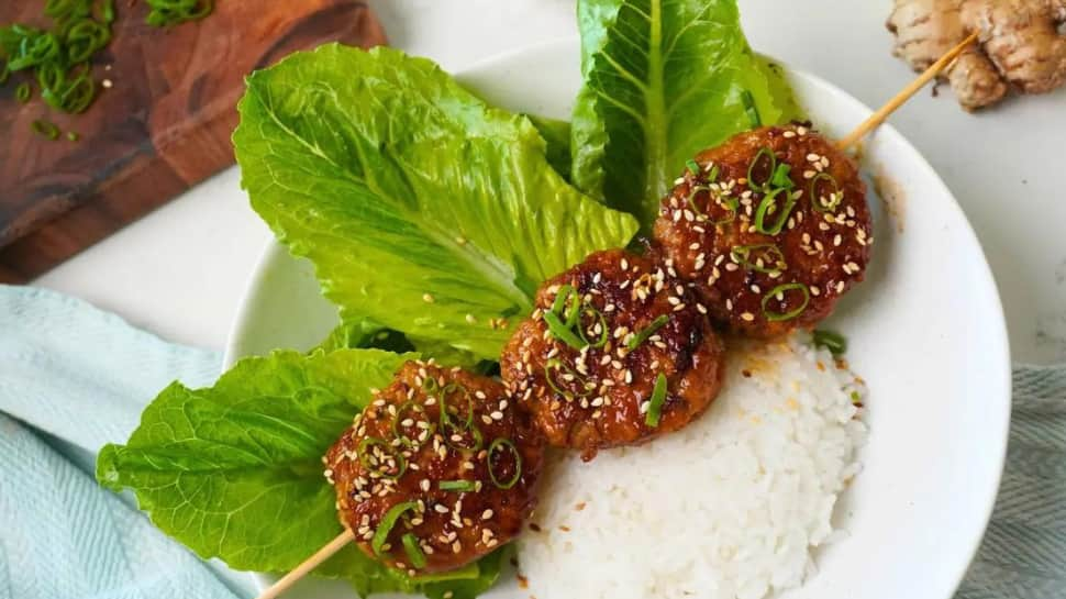 Try This Easy Japanese Chicken Meatball Recipe at Home for a Flavorful Meal