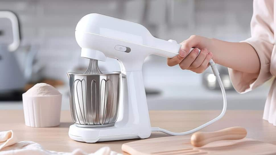 Get Your Festive Season Cooking Right with Fabulous Hand Mixers at Myntra