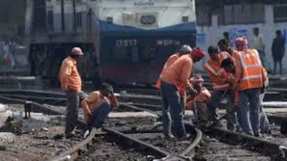 Cabinet Approves Rs 2,028 Crore Productivity-Linked Bonus For 11.72 Lakh Railways workers