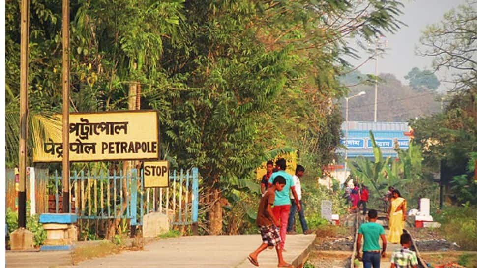 Petrapole Railway Station