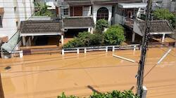 Central Thailand Braces For Inundation As Rain Stops In Flooded Chiang Mai