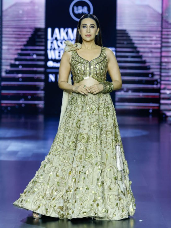 Karisma Kapoor At LFW 2024