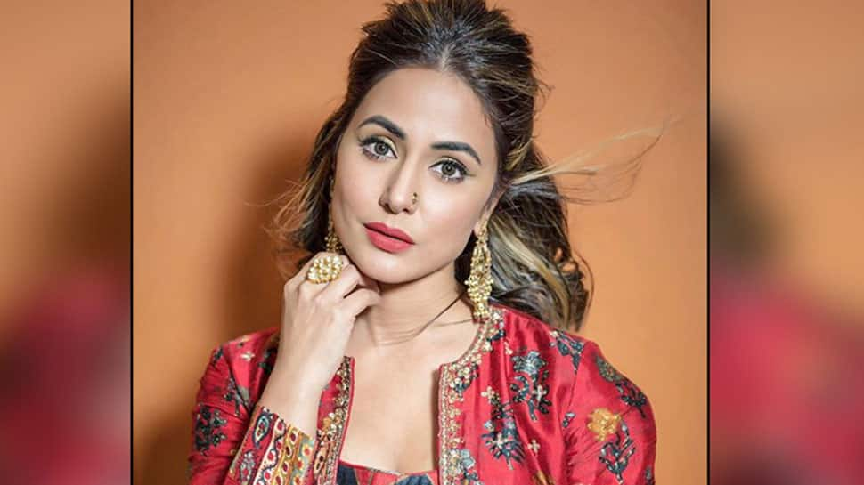 Hina Khan Shares 'Heartbreaking' Post On Her 'Last Standing Eyelash' Amid Breast Cancer Treatment