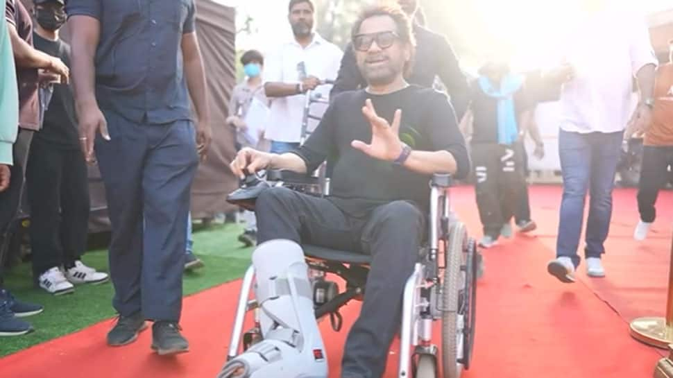 Bhool Bhulaiyaa 3: Director Anees Bazmee Teases BTS Clip, Nurses Broken Leg While Calling Shots