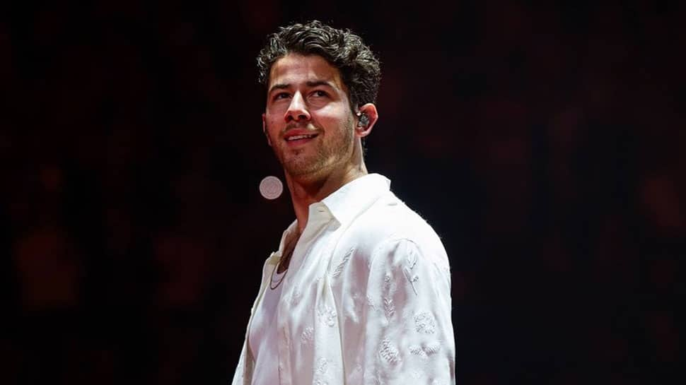 Nick Jonas Rushes Off Stage After Laser Was Pointed At Him During Prague Show