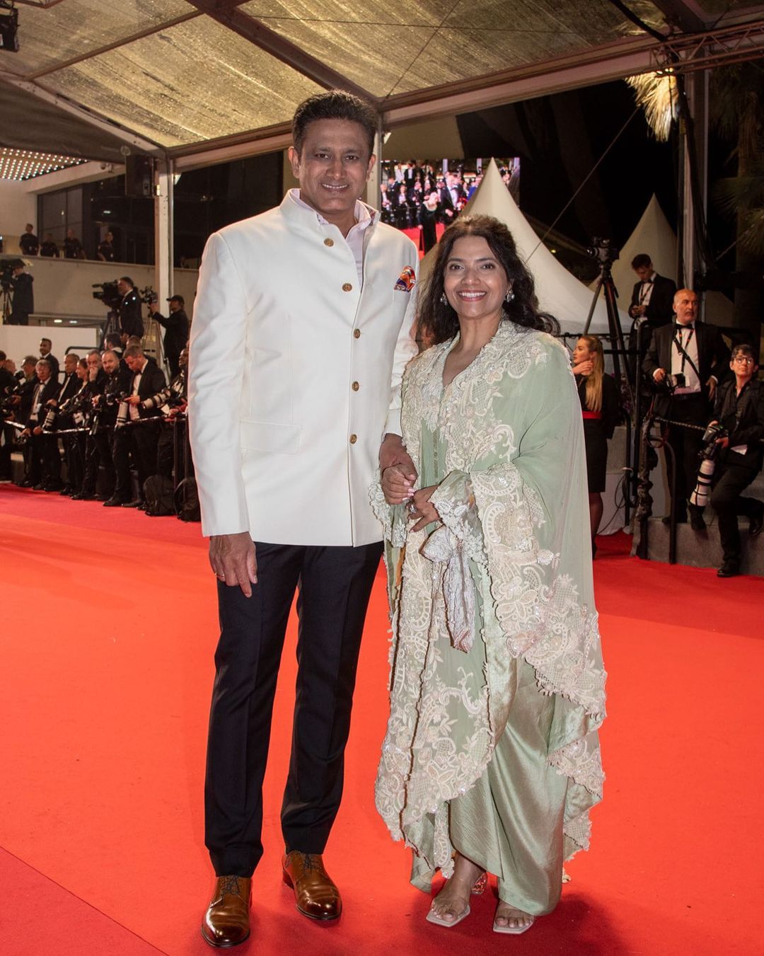 A Legendary Cricketer with a Heartwarming Love Story