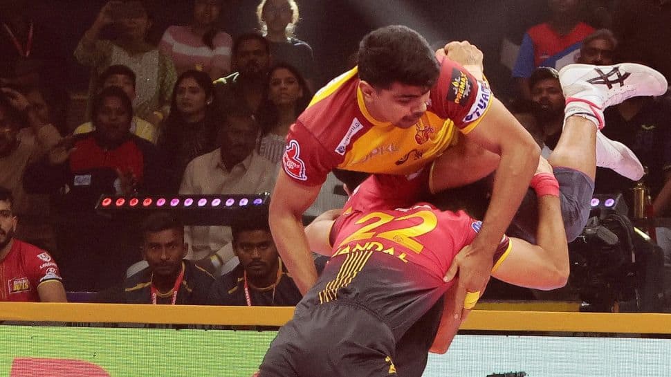 Pro Kabaddi 2024 FREE Live Streaming: When And Where To Watch  PKL Season 11 Match Telugu Titans vs Bengaluru Bulls Live on TV and Mobile Apps?