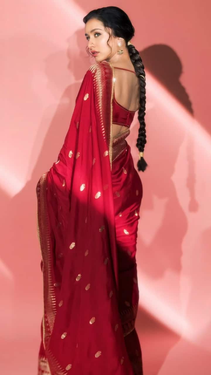 Choti Diwali Outfits Inspired By Bollywood Divas