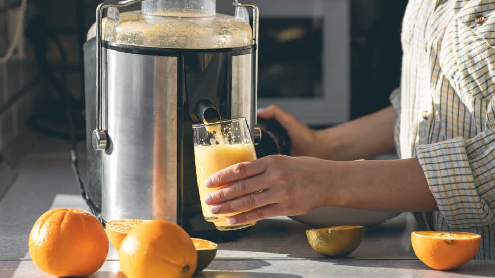 Top Juicers Available In The Amazon Festive Sale 