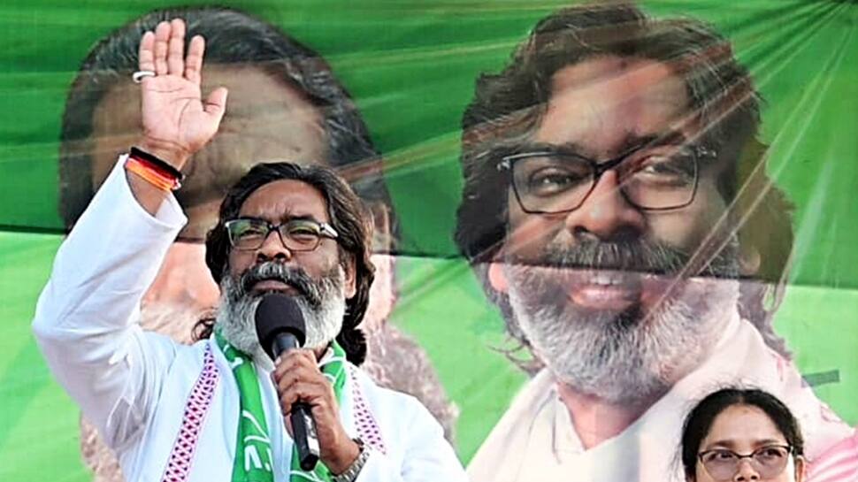 Jharkhand: JMM Alleges Chief Electoral Officer, 2 IPS Official Favouring BJP Jharkhand: JMM Alleges Chief Electoral Officer, 2 IPS Official Favouring BJP