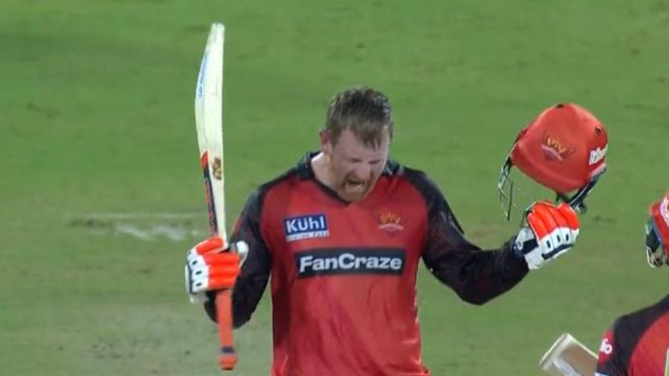 wicketkeeper batter