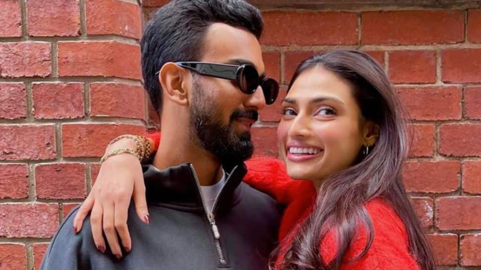 KL Rahul, Athiya Shetty Announce Parenthood, Post Goes Viral