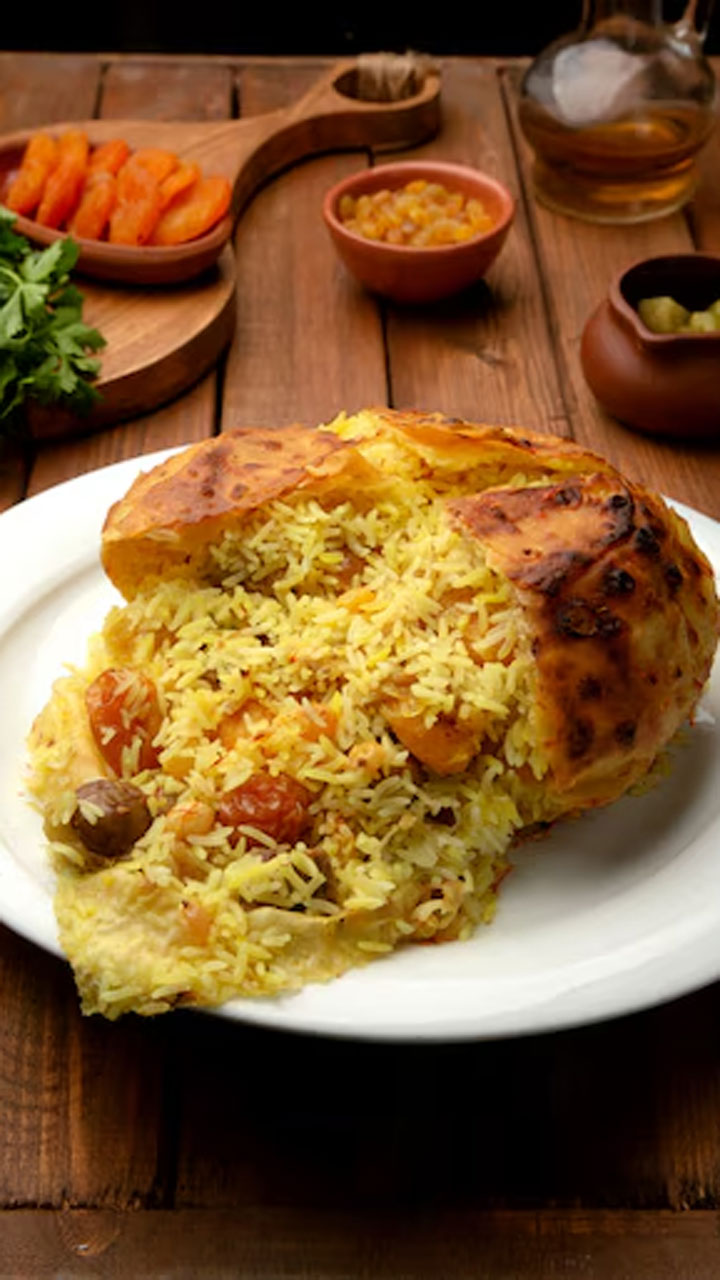 Reasons For Covering Behind Biryani Pots In Red Cloth