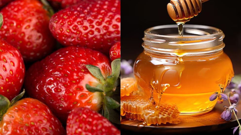 Strawberry and Honey Face Pack