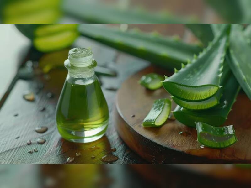 Aloe Vera and Tea Tree Oil Mask
