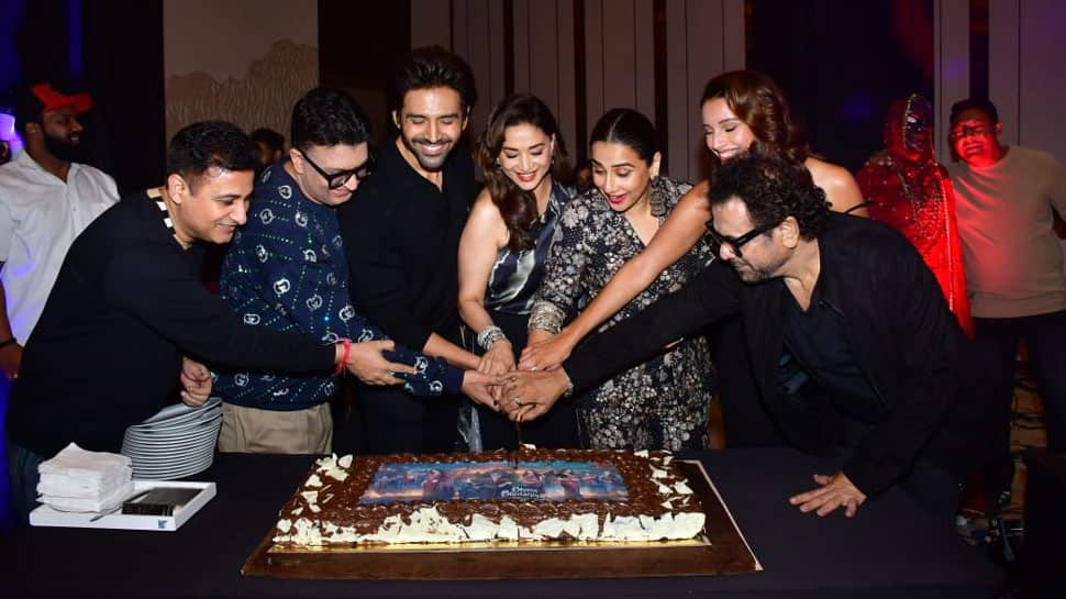 Netizens Feel Triptii Dimri Was Royally Ignored By Kartik Aaryan, Vidya Balan & Madhuri Dixit At Bhool Bhulaiyaa 3 Success Bash