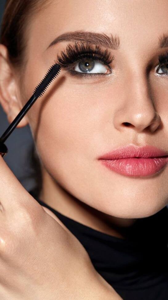 The 5 Best Mascaras for Bold, Voluminous Lashes