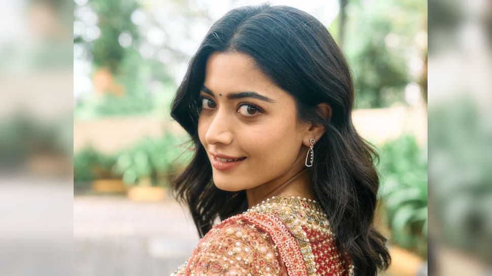 Rashmika Mandanna's Fans Takes Over Patna Ahead Of 'Pushpa 2: The Rise' Trailer Launch