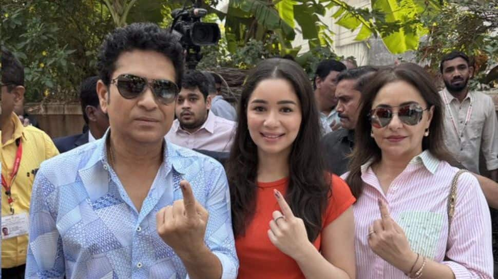 Sachin Tendulkar Gives Vote With Family Amidst Maharashtra Elections - Watch