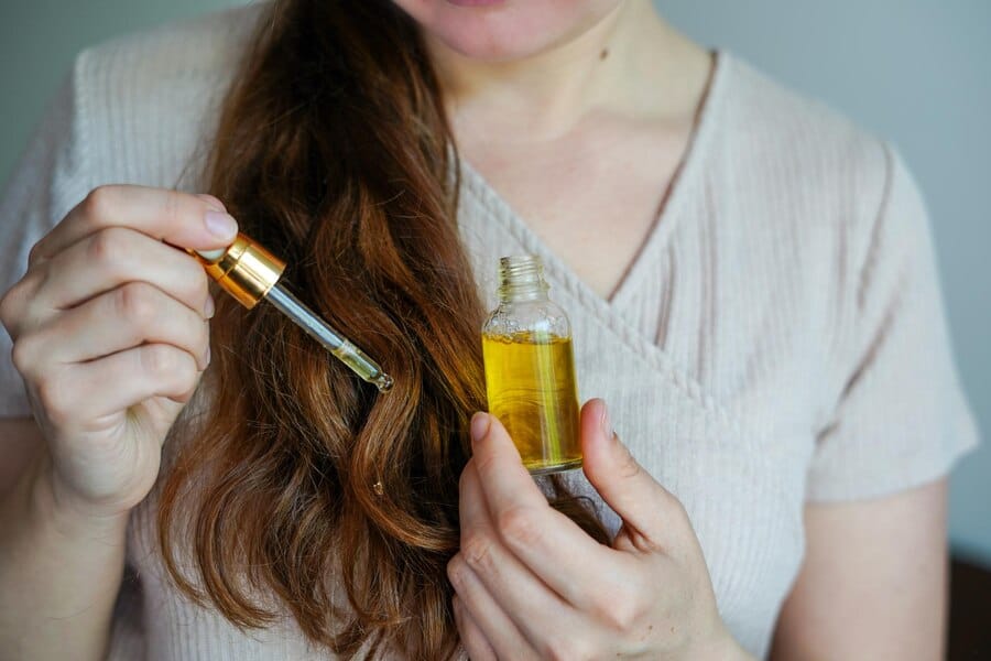 Nourish Your Hair, Naturally: A Guide to Hair Oils