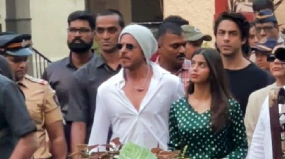 Maharashtra Assembly Elections 2024: Shah Rukh Khan, Gauri, Suhana, And Aryan Khan Step Out To Cast Their Votes