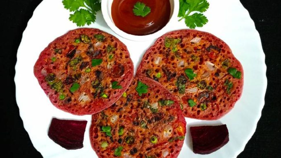 Beetroot Uttapam