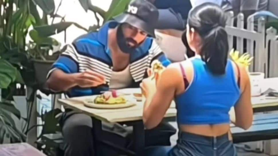 Rashmika Mandanna And Vijay Deverakonda's Lunch Date Sparks Buzz, Here's What Made Netizens Drool