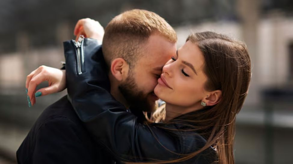 He’s Affectionate, Even in Public