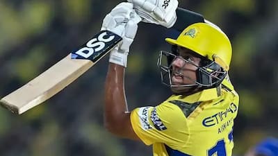 Rachin Ravindra Joins CSK for just 4 Crore