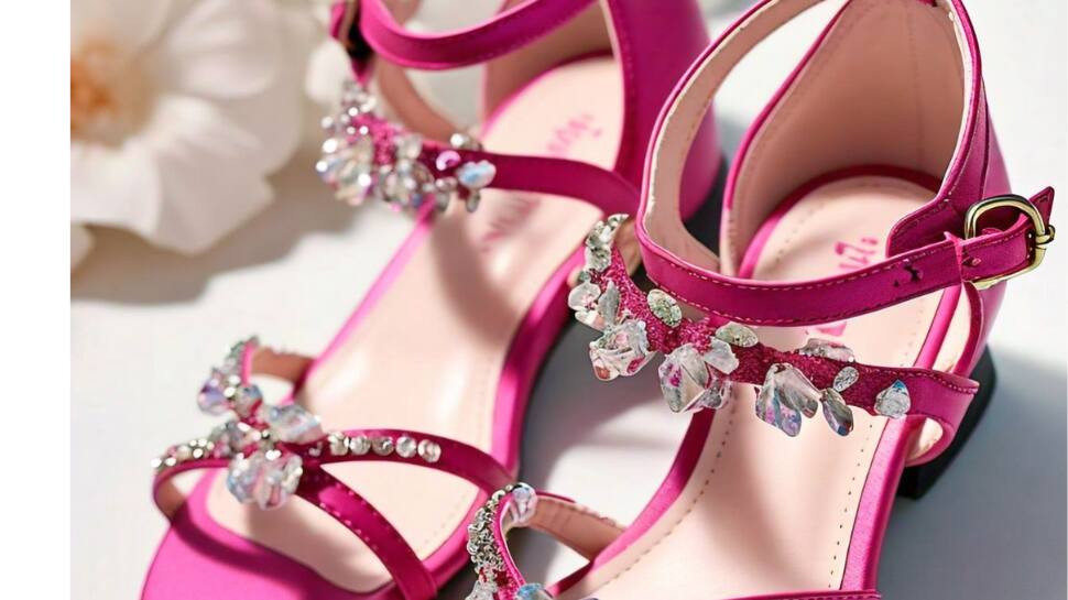 Unmissable Deals on Stylish Sandals for Your Little Star