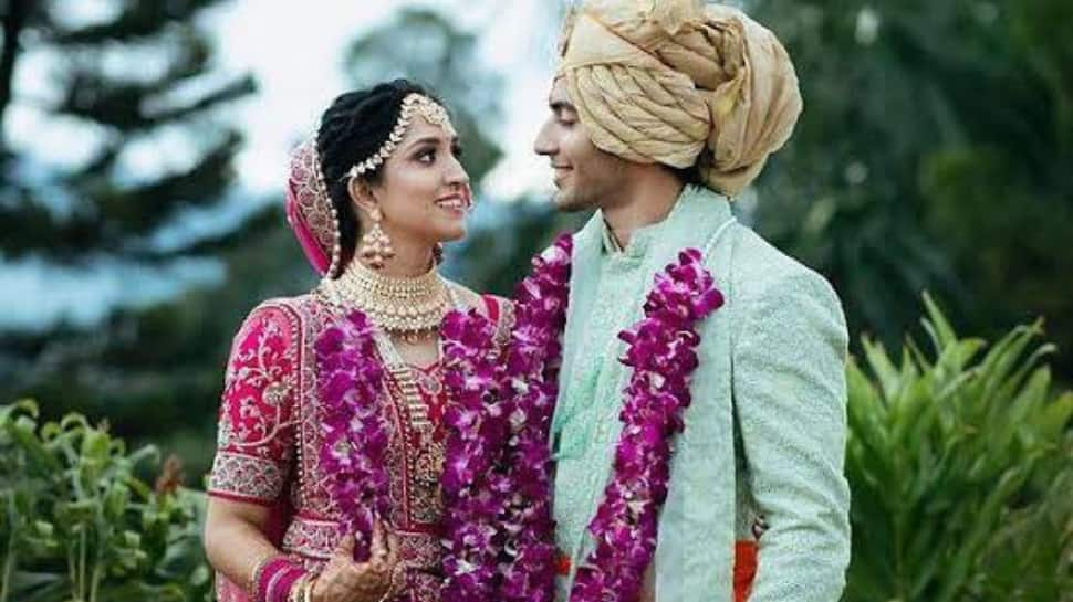 'Pandya Store' Actor Akshay Kharodia Announces Separation From Wife Divya 3 Years After Marriage