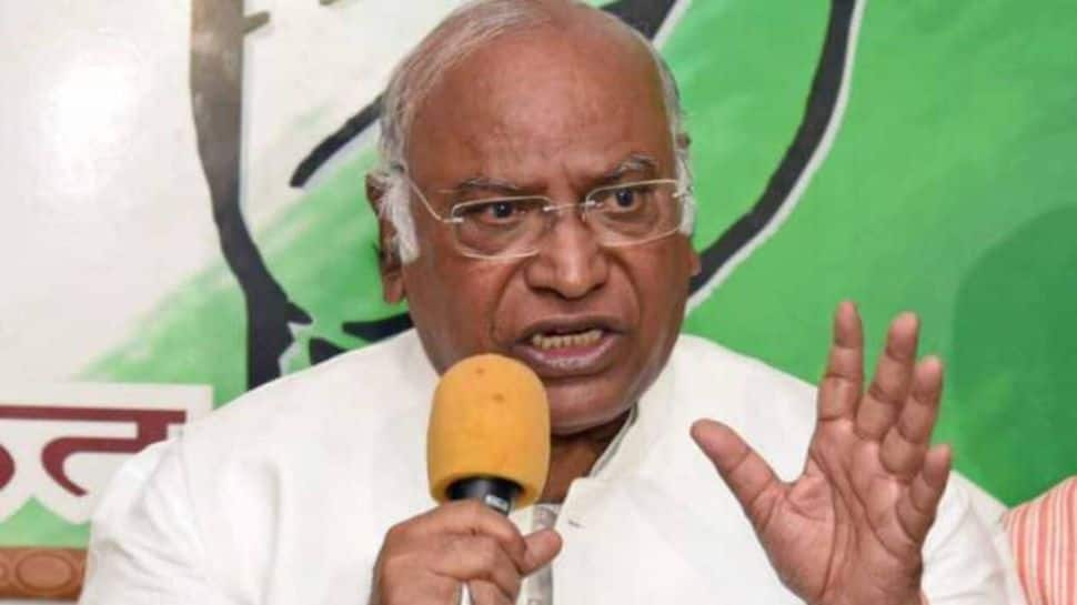 Education MPs Like….: Kharge On No-Confidence Movement Towards Vice President Jagdeep Dhankhar