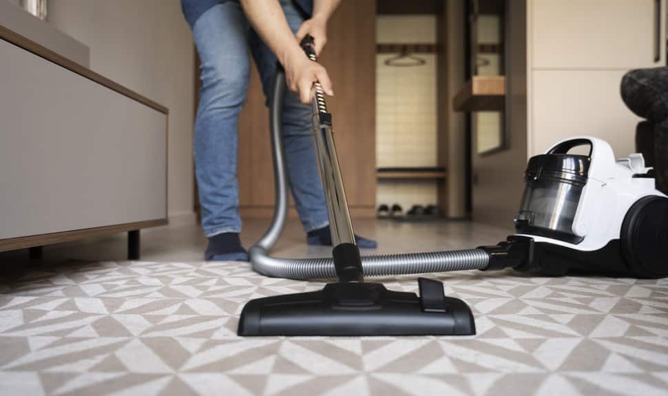 Buy These Vacuum Cleaners: Transforming Mess into Cleanliness 