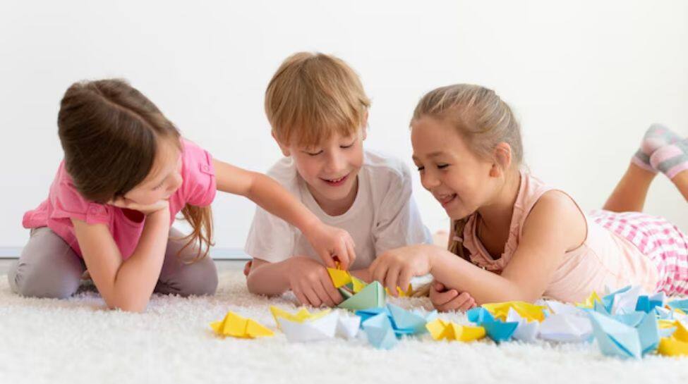 Healthy Playtime: Balancing Screen Time And Hands-On Toys To Keep Kids Busy While You Work Healthy Playtime: Balancing Screen Time And Hands-On Toys To Keep Kids Busy While You Work