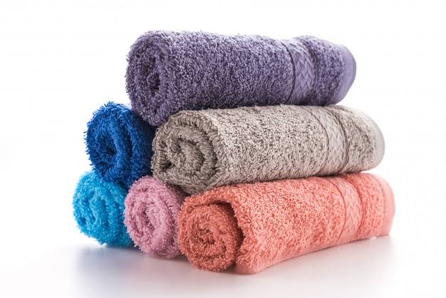 Choosing the Perfect Bath Towels: Comfort, Absorbency, and Style for Every Need