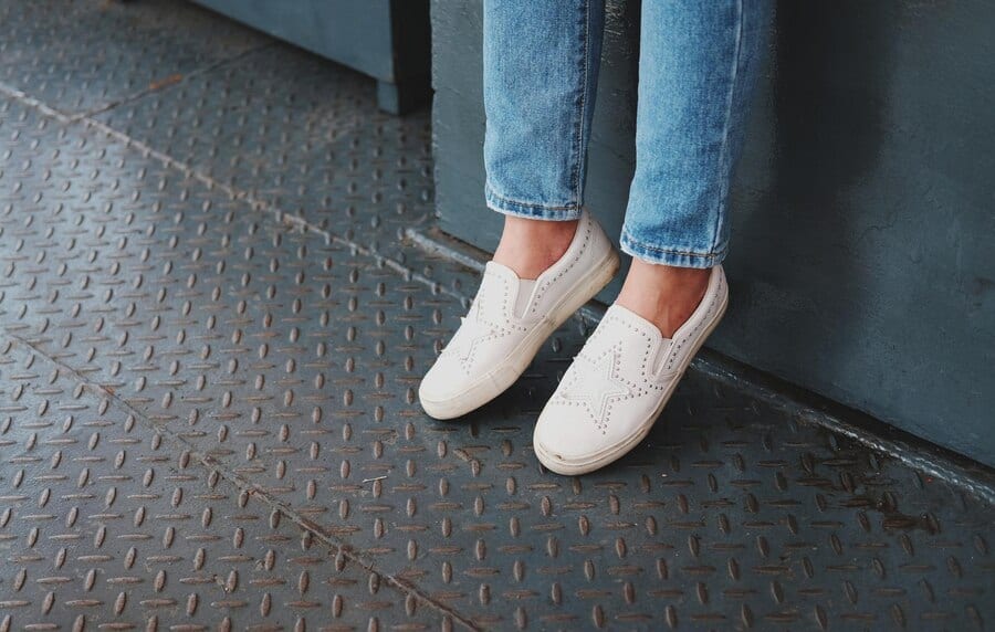 Buying Slip-On Sneakers: A Guide to Materials, Styles, and Brands Buying Slip-On Sneakers: A Guide to Materials, Styles, and Brands
