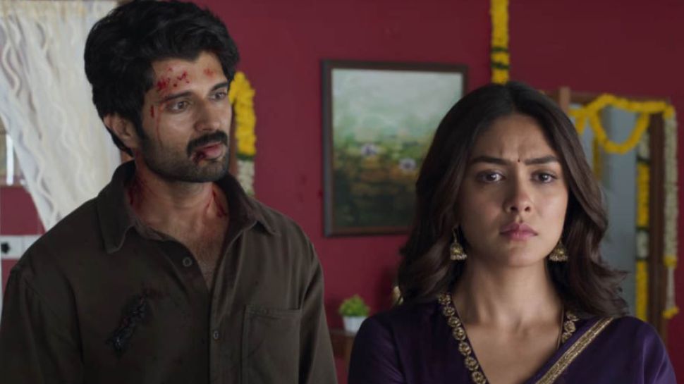 Mrunal Thakur - Vijay Deverakonda (The Family Star)