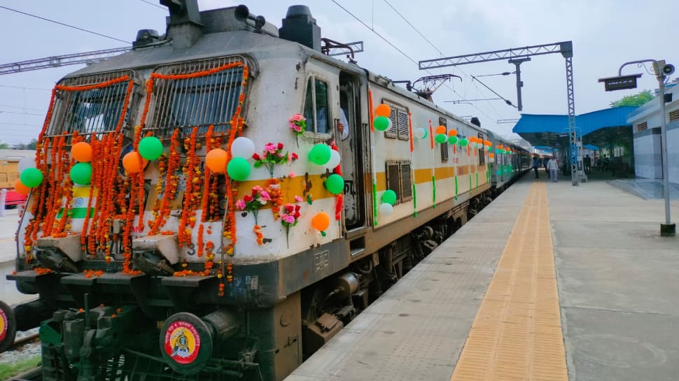 Indian Railways: Pilot Doesnt Have To Look Outside For Signal – Know The Role Of Kavach In Trains