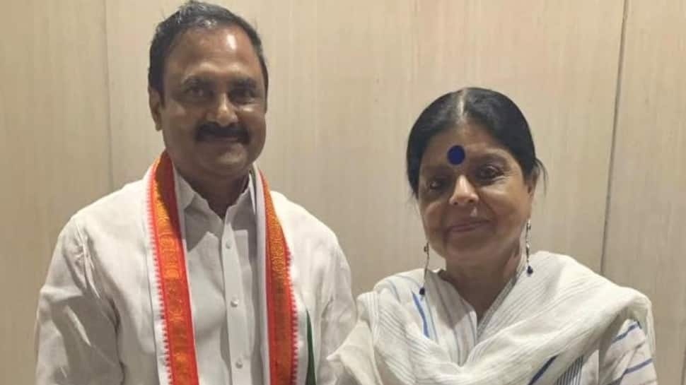 Allu Arjun's Father-In-Law Meets Telangana Congress In-Charge Deepa Dasmunsi