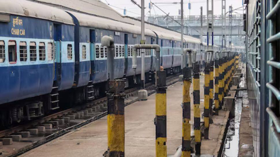 Tejas Express Surpasses Rajdhani, Shatabdi, Duronto, With Maximum Speed ...