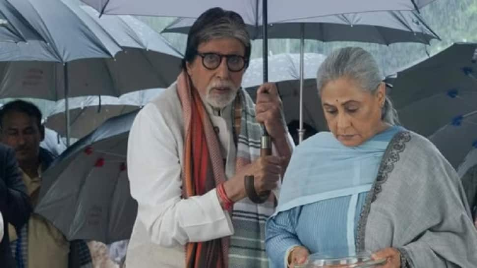 Amitabh Bachchan Reveals He Doesn't Use ATM; Asks Cash From Wife Jaya Bachchan For Daily Use