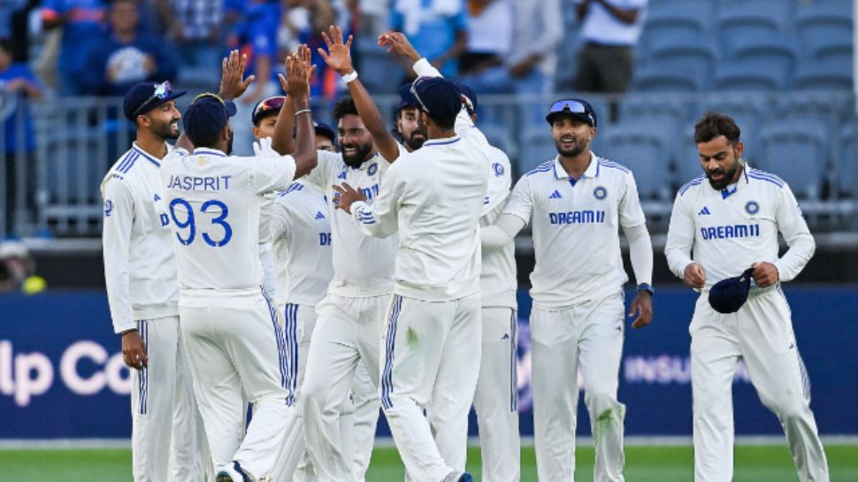 IND beat AUS
