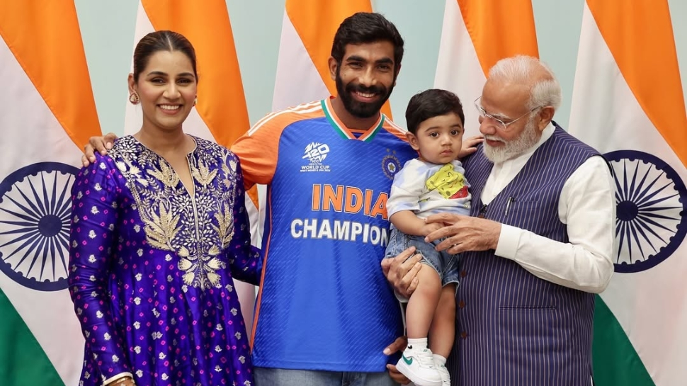 Jasprit Bumrah With Wife, Son With PM Modi After T20 World Cup 2024 Win