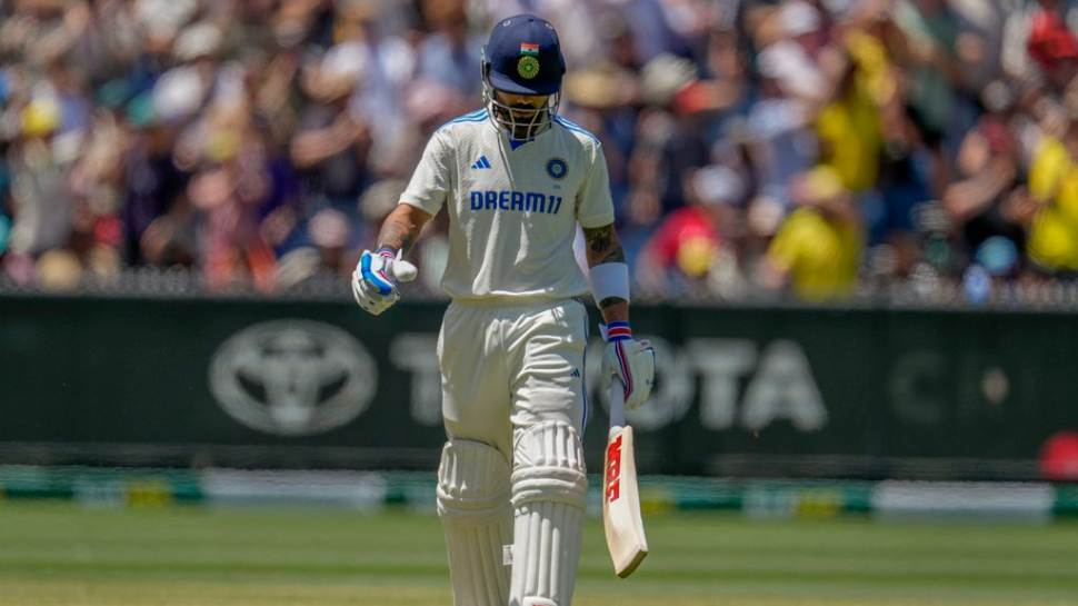 Virat Kohli In 2nd Innings Of 4th Test In Melbourne