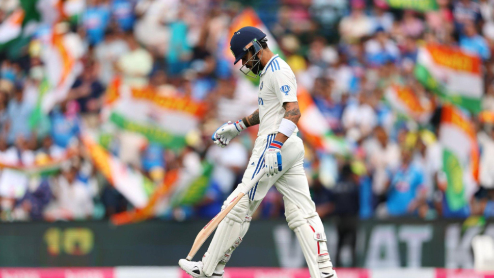 Virat Kohli In 1st Innings Of 2nd Test In Adelaide