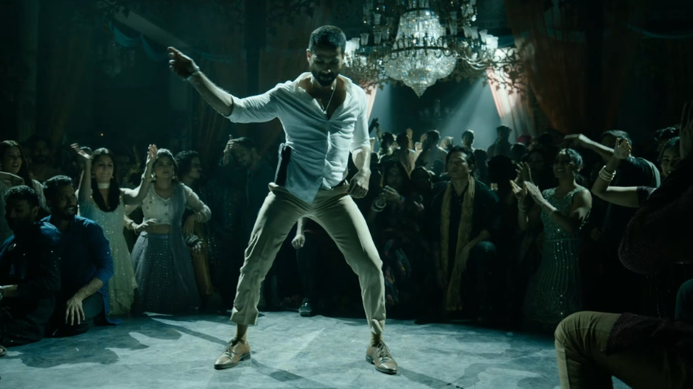 Shahid’s Electrifying Dance Moves